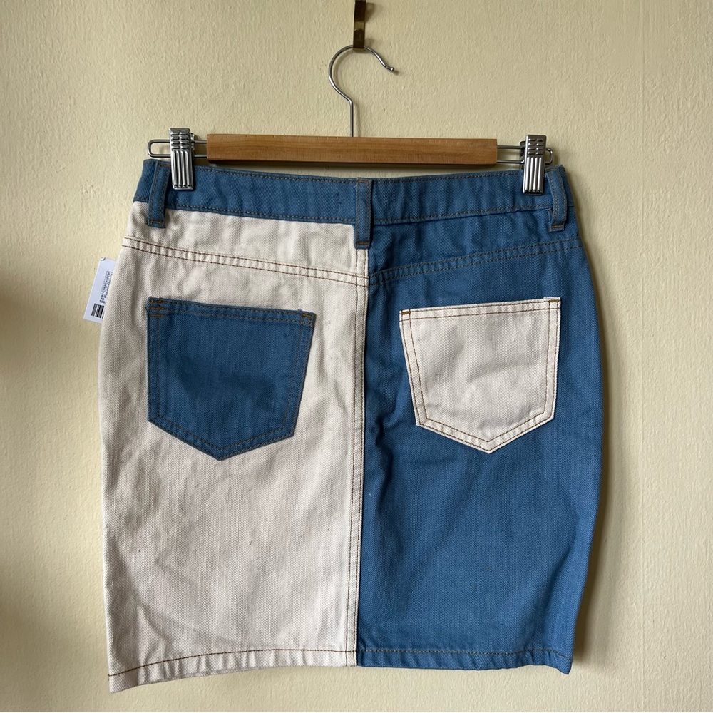 New with tags Urban Outfitters colorblocked jean denim skirt blue and white